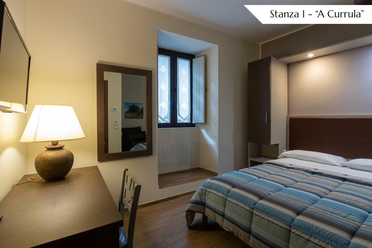 B&B Loreto Sant'Angelo di Brolo ภายนอก รูปภาพ