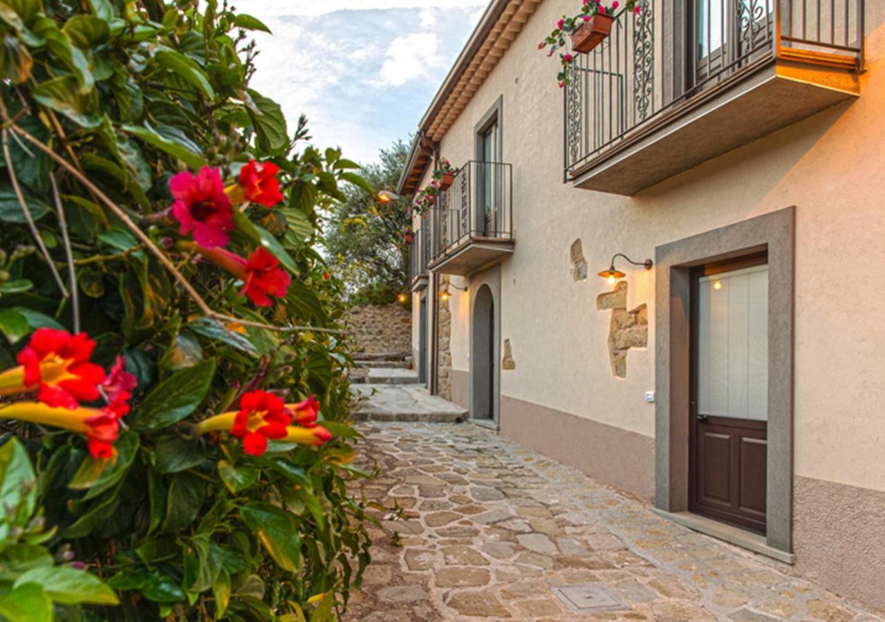 B&B Loreto Sant'Angelo di Brolo ภายนอก รูปภาพ